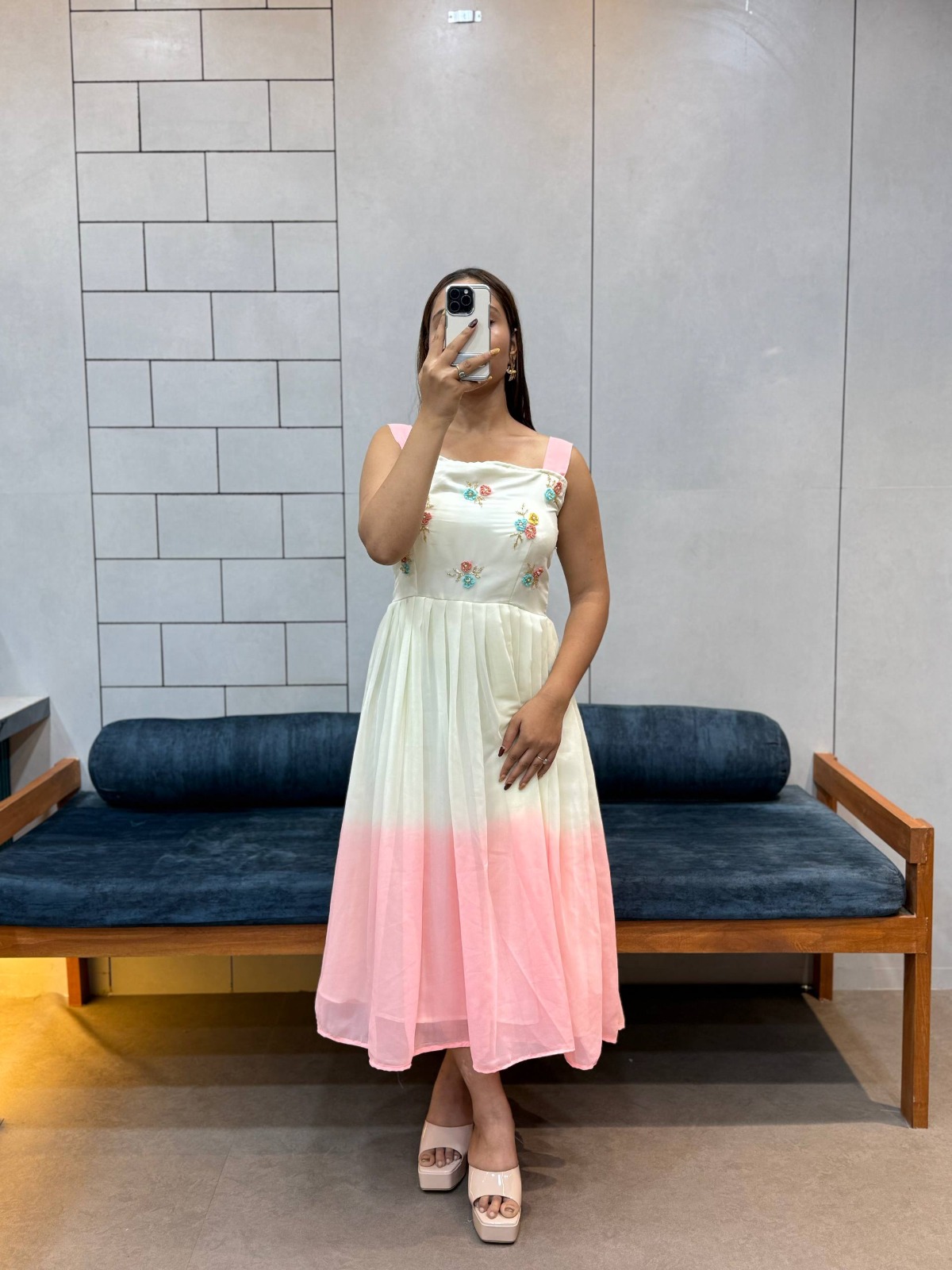 Maxi Details: Fabric: Padding faux Georgette Work : Beads and kardana handwork Inner : Micro cotton Size : XS - S , M - L , XL - XXL BE AWARE WITH LOW QUALITY ITEMS RATE- SHIPPING EXTRA Weight : 450 gram