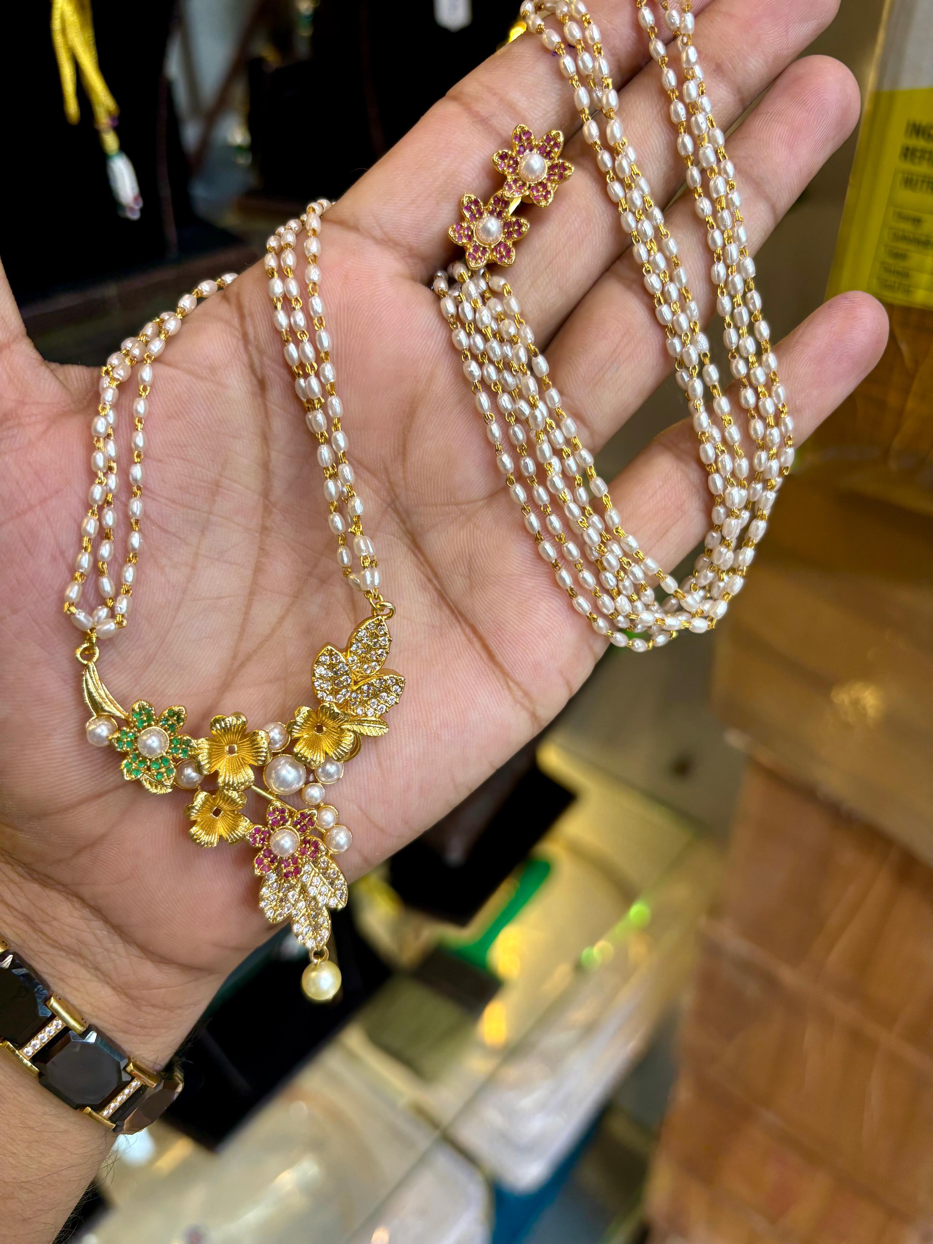 premium quality pearls  chain with earrings