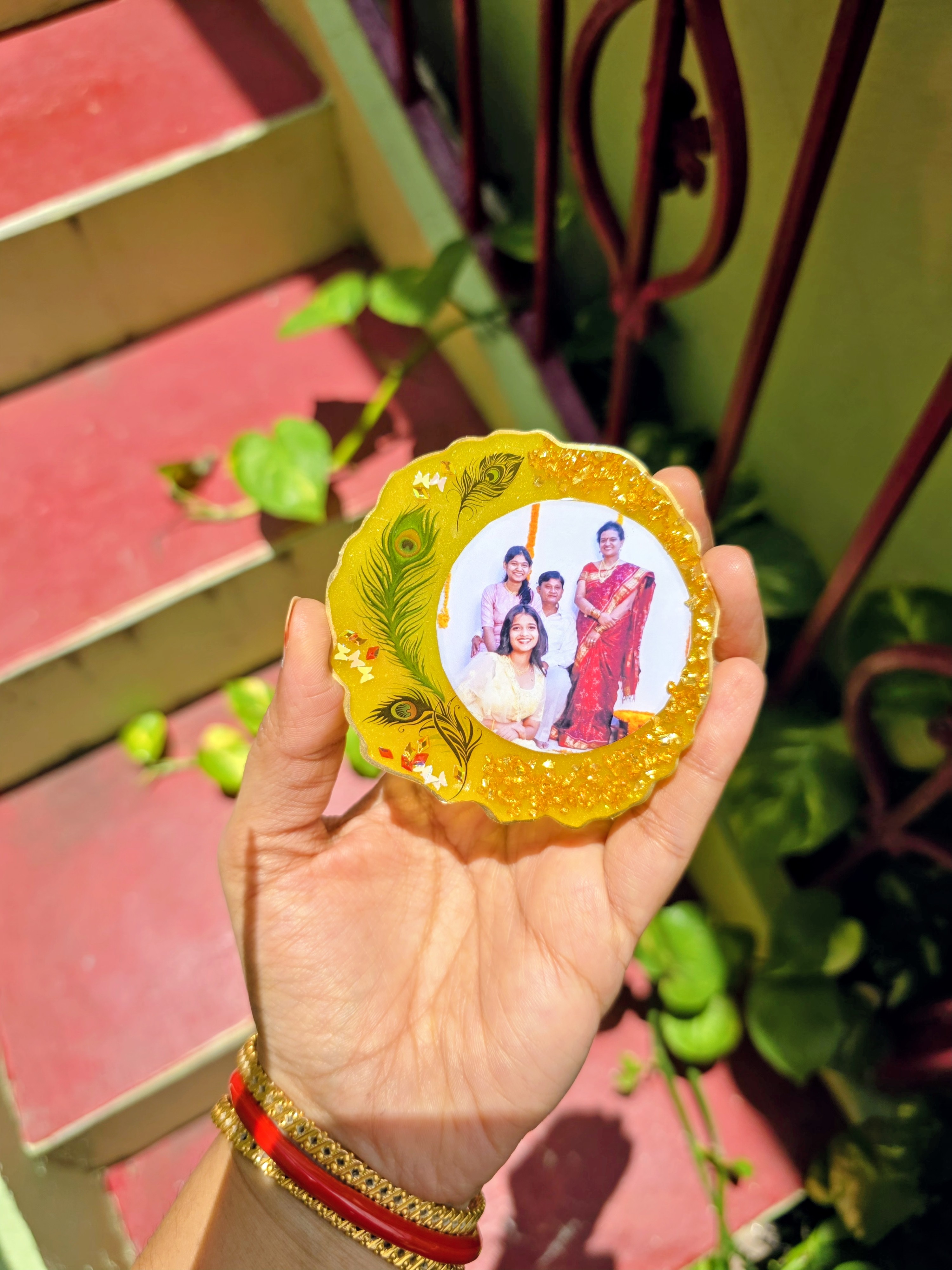 cute.. resin photo frame