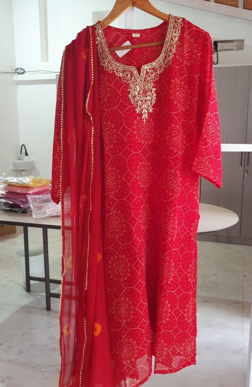 3 piece suit set in pure soft georgette in Leheriya pattern