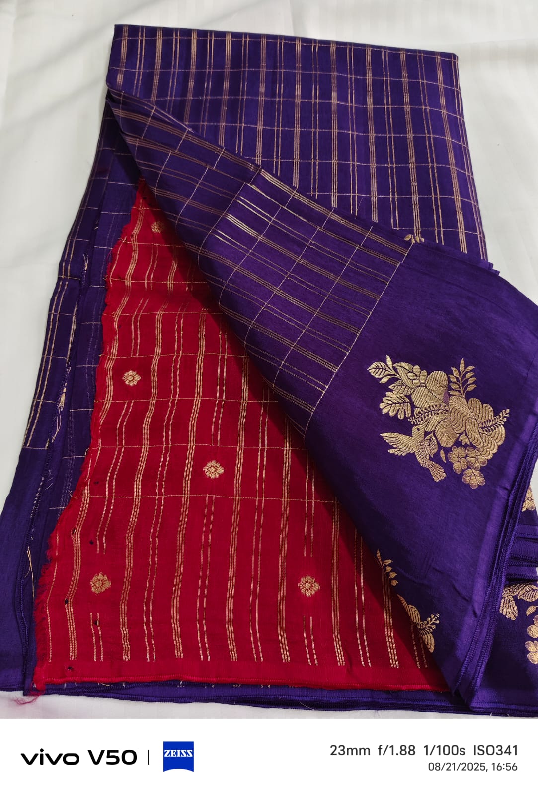 Vintage Style Saree Full Body Checks Design ,Rich Traditional Pallu Contrast Blouse Piece Included Perfect for Weddings & Festivals